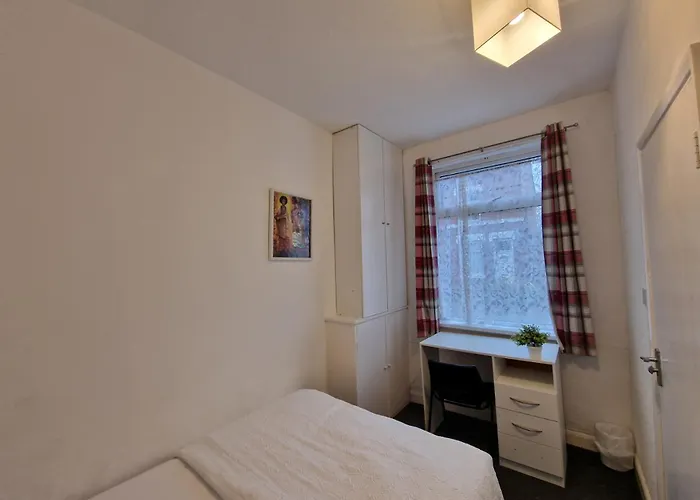 Nice Living Serviced Accommodations 10